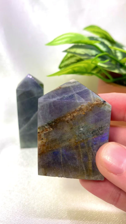 Labradorite Point